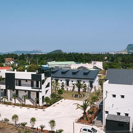 הוילה סאוגוויפו Jeju Abientot מראה חיצוני תמונה